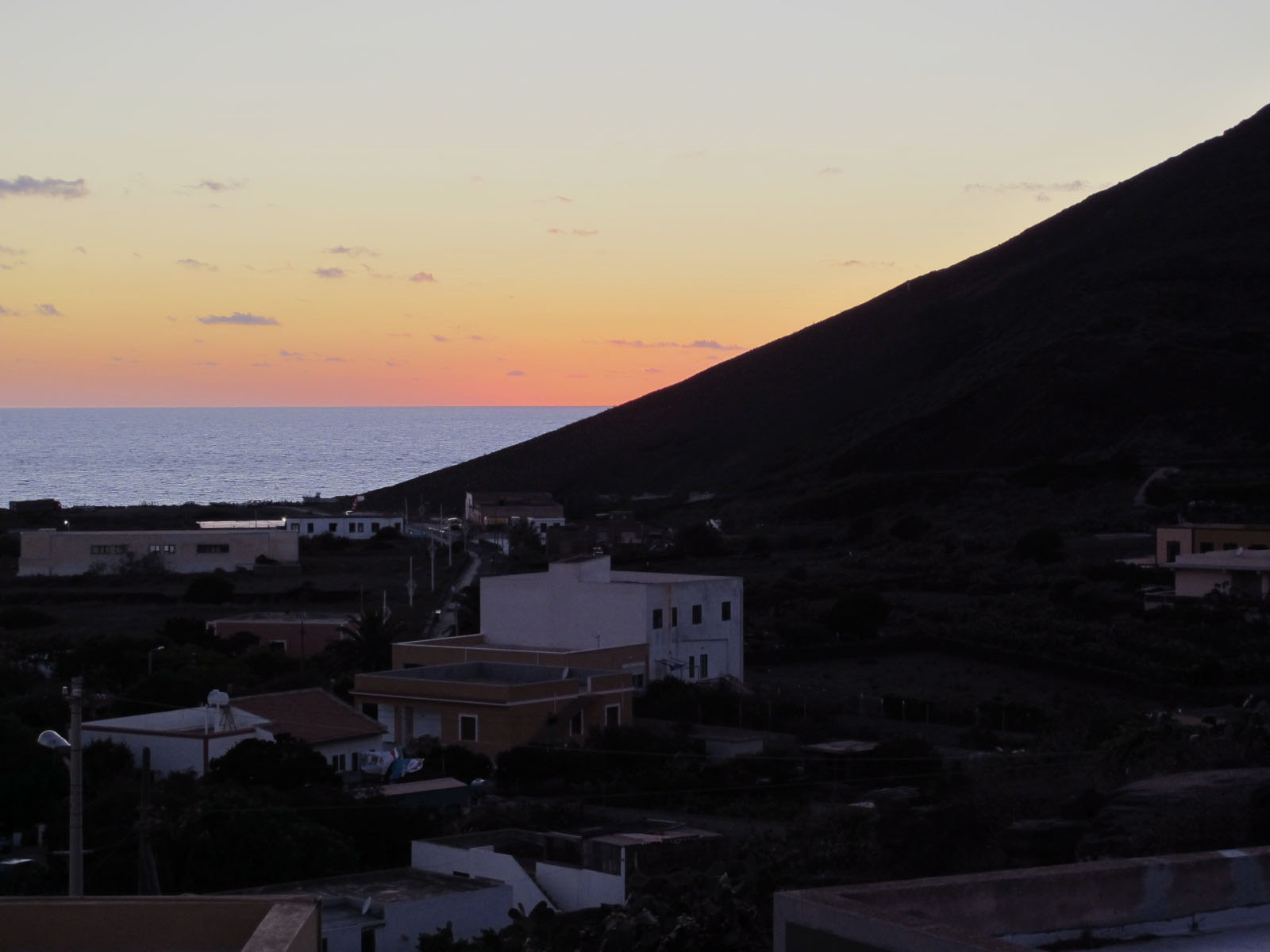 Tramonto a Linosa