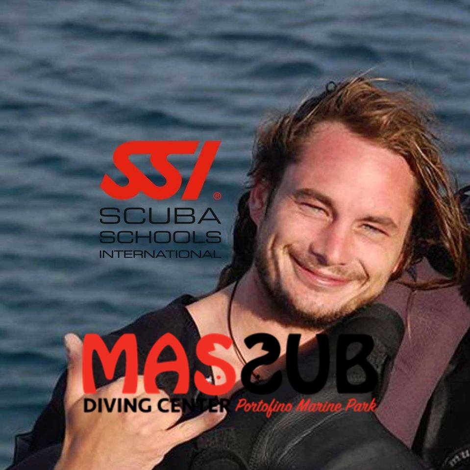 Alessandro Boschi: MASSUB diving center Portofino